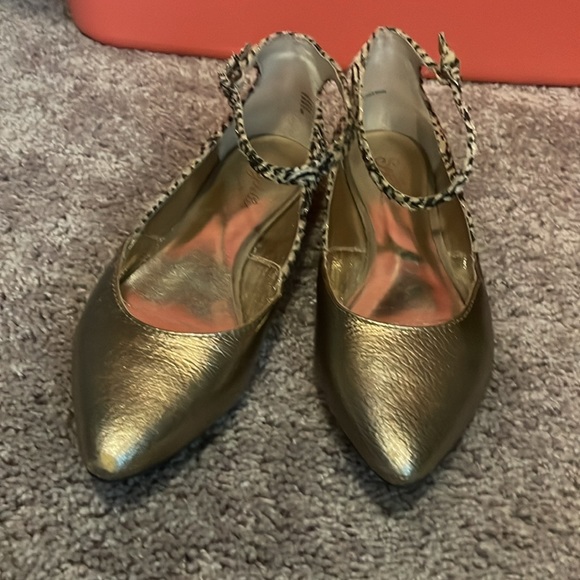 Seychelles ankle strap flats. Size 6 - Picture 5 of 6